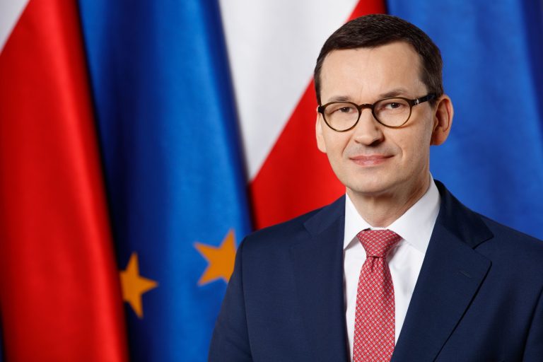 Poland to End Russian Oil Imports by Year’s End Amid Tensions