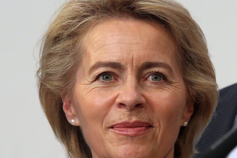Europe Imposes Ban on Russian Refined Oil Products Effective Immediately
