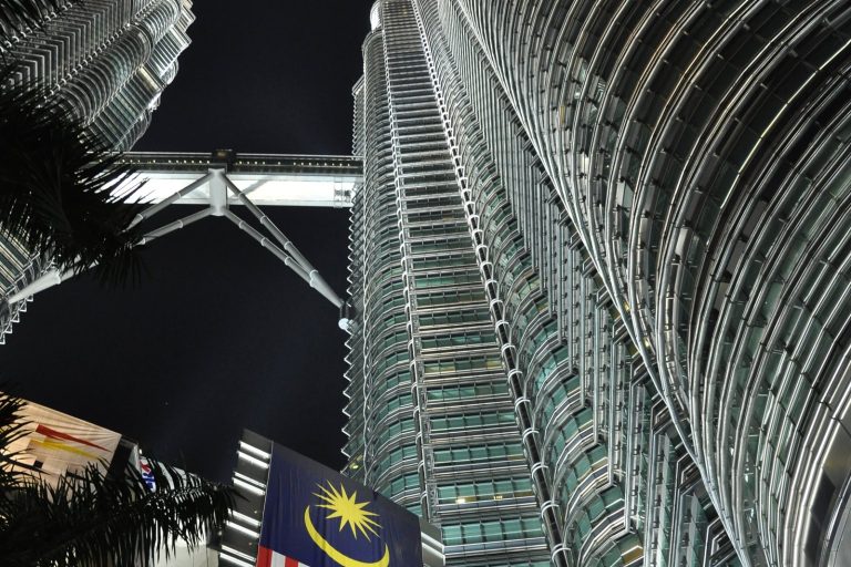 PETRONAS and Phoenix Petroleum Sign MoU for Downstream Marketing and Tech Collaboration in the Philippines