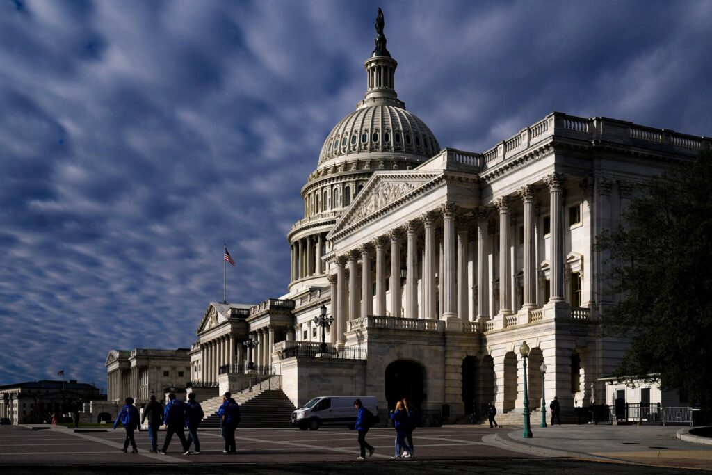 Congress votes to suspend Russia trade status, enact oil ban