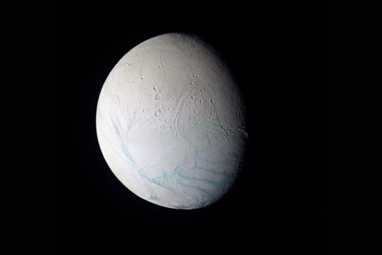 Astronomers Detect Phosphates on Enceladus, Completing Life Recipe