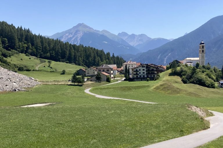 2 Million Cubic Meter Rockslide Hits Swiss Village