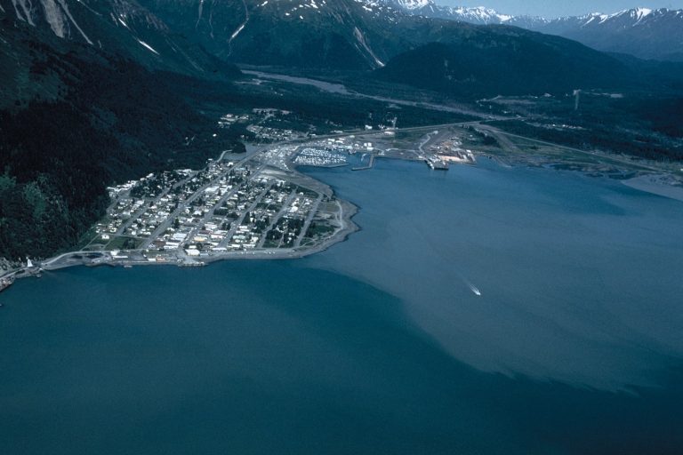 7.2 Alaska Quake Triggers Tsunami Warning, Coastal Evacuations