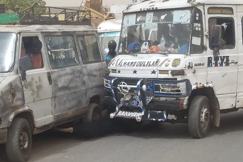 Senegal Bus Crash Kills 23 in Ngeune Sarr Overturn