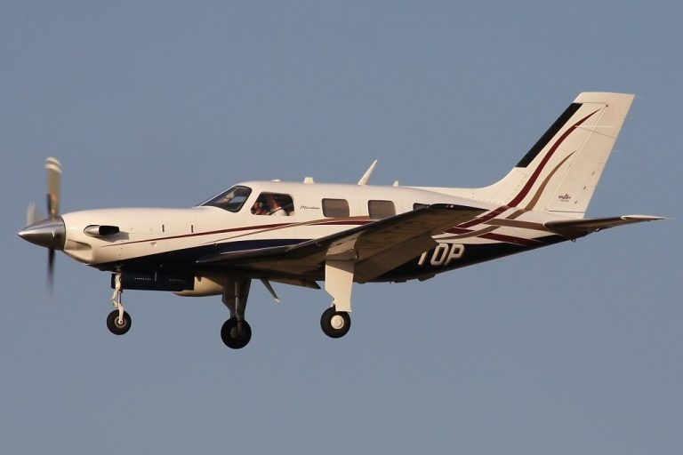 Piper PA-46 Crash in Brazil Kills Seven People Instantly Nearby