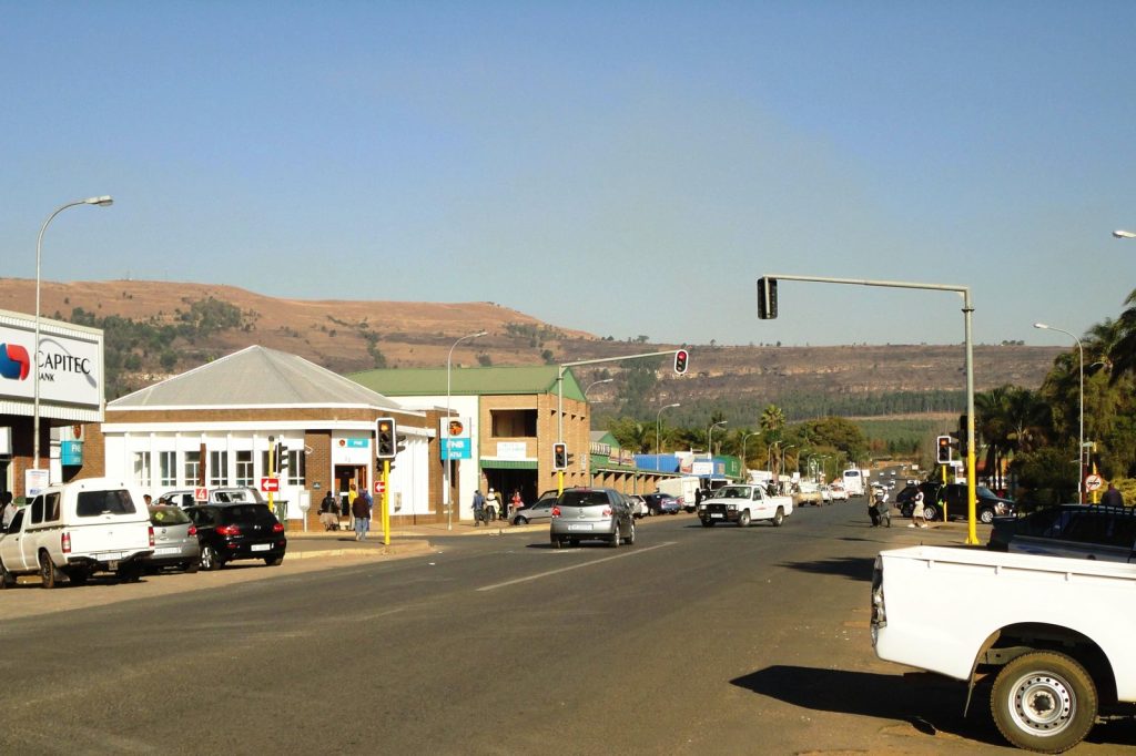 Bus Crash Kills 9, Injures 17 in South Africa