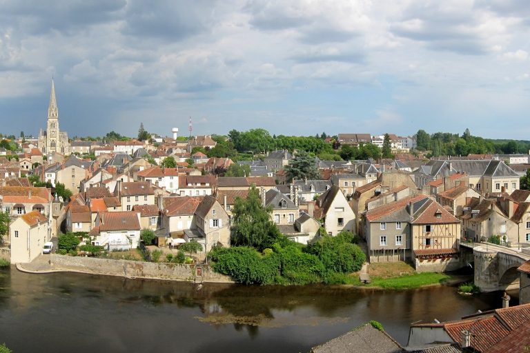 Floodwaters Drown Bookshops in France’s ‘City of Writing’