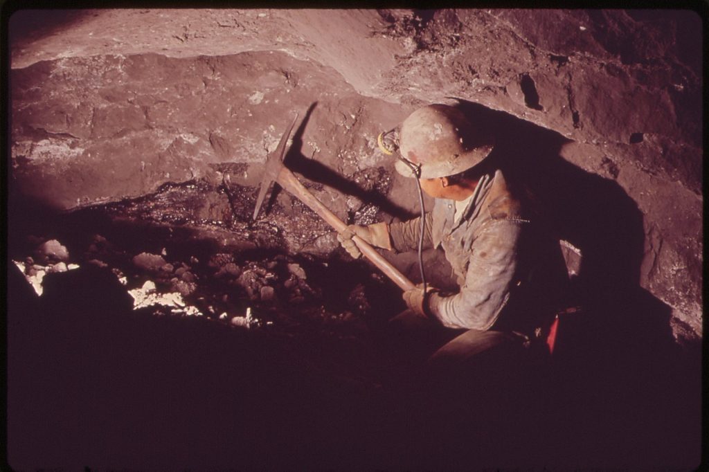 U.S. uranium output plummets as nuclear reactors face supply gap