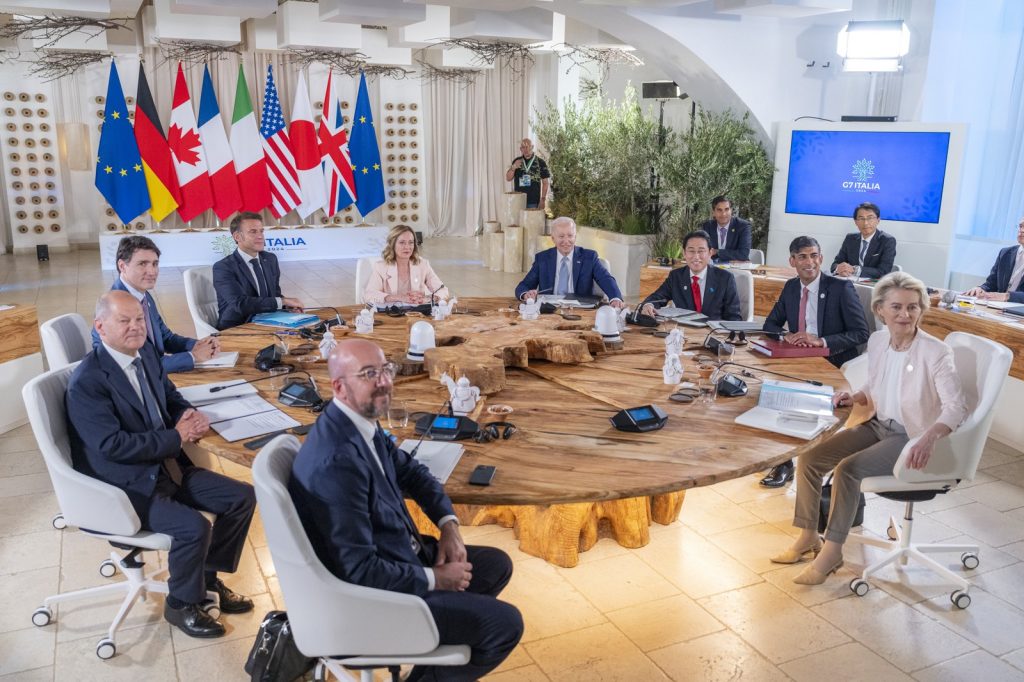 G7 Nations Impose Price Cap on Russian Oil and Products