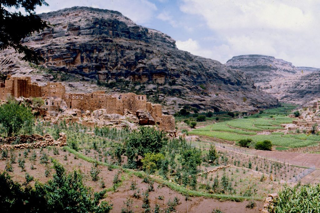 Landslides in Yemens Al Mahwit Kill At Least 33 People So Far