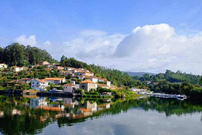 GNR Helicopter Crashes Into Douro River, 4 Dead