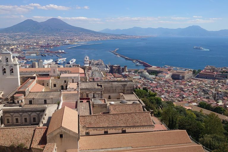 Naples Building Collapse Kills Three, Leaves One Missing