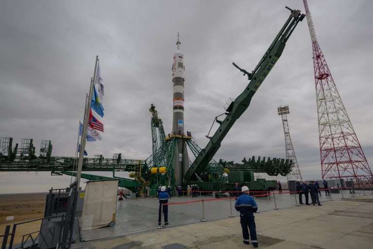 Record 19 People Reach Outer Space Simultaneously Today September