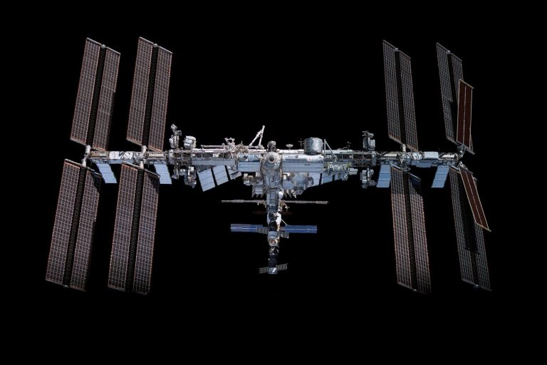 Record nineteen humans now occupy space simultaneously worldwide today