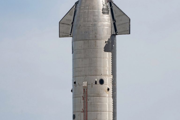 SpaceX Tower Catches Starship Booster in Historic Test