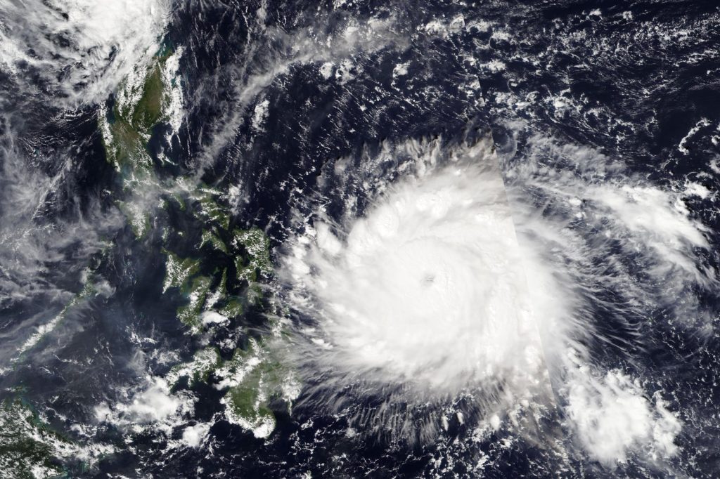 Typhoon Man-yi Brings Destruction to Storm-Battered Philippines Again
