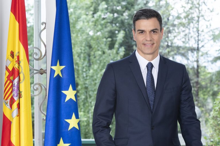 Mud and fury force Spanish PM’s evacuation from Valencia visit