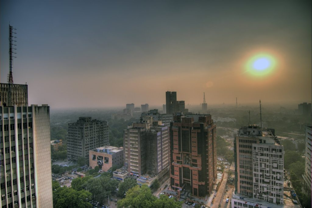 Delhi Chokes on Very Poor Air for 15th Straight Day