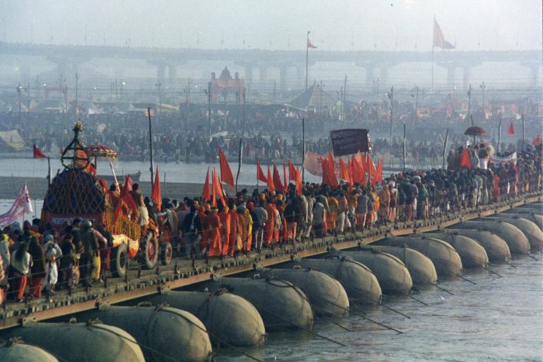 30 Killed in Crowd Crush at Hindu Festival in India