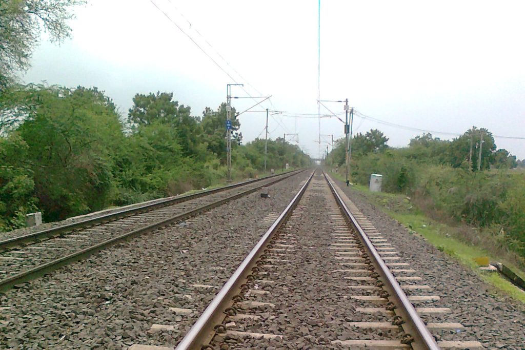 Thirteen Killed by Oncoming Train in Jalgaon, Maharashtra Tragedy