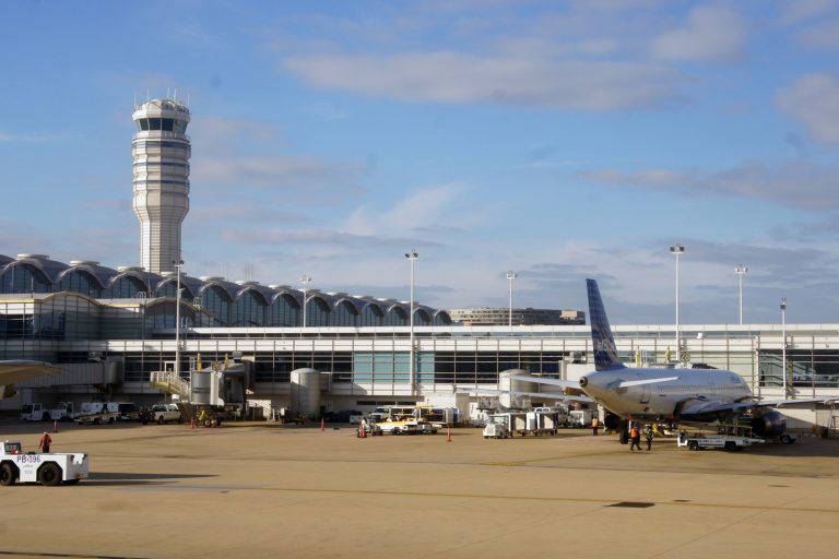Fatal Mid-Air Collision Occurs Near Reagan National Airport Suddenly