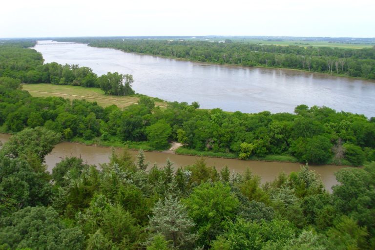Cessna 180 Crash Kills Three in Nebraska River