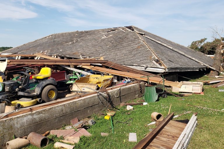 Derecho Sweeps Eastern US With Hurricane-Force Winds