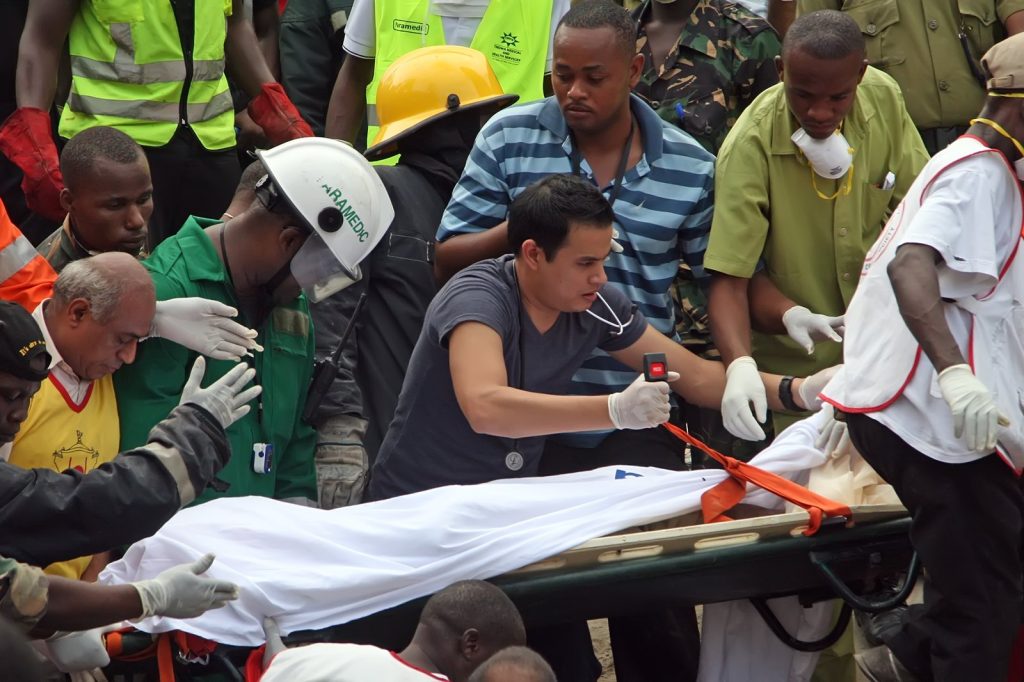 Bogor Building Collapse Kills 4, Injures 84