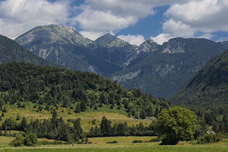 Avalanche on Tosc Mountain Kills 3 Croatian Mountaineers