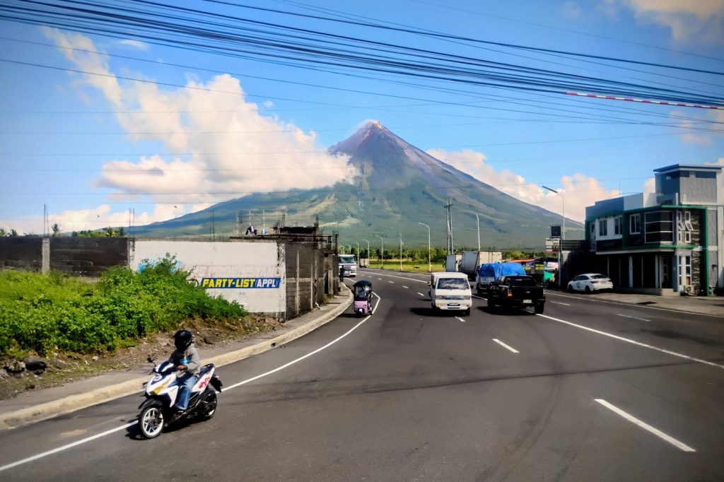 UV Express Crash Kills 11 in Camalig, Albay