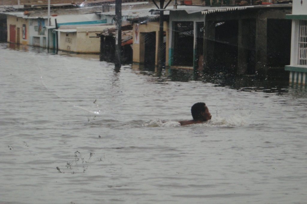 Floods Kill 100, Destroy Thousands of Homes in Southern Africa