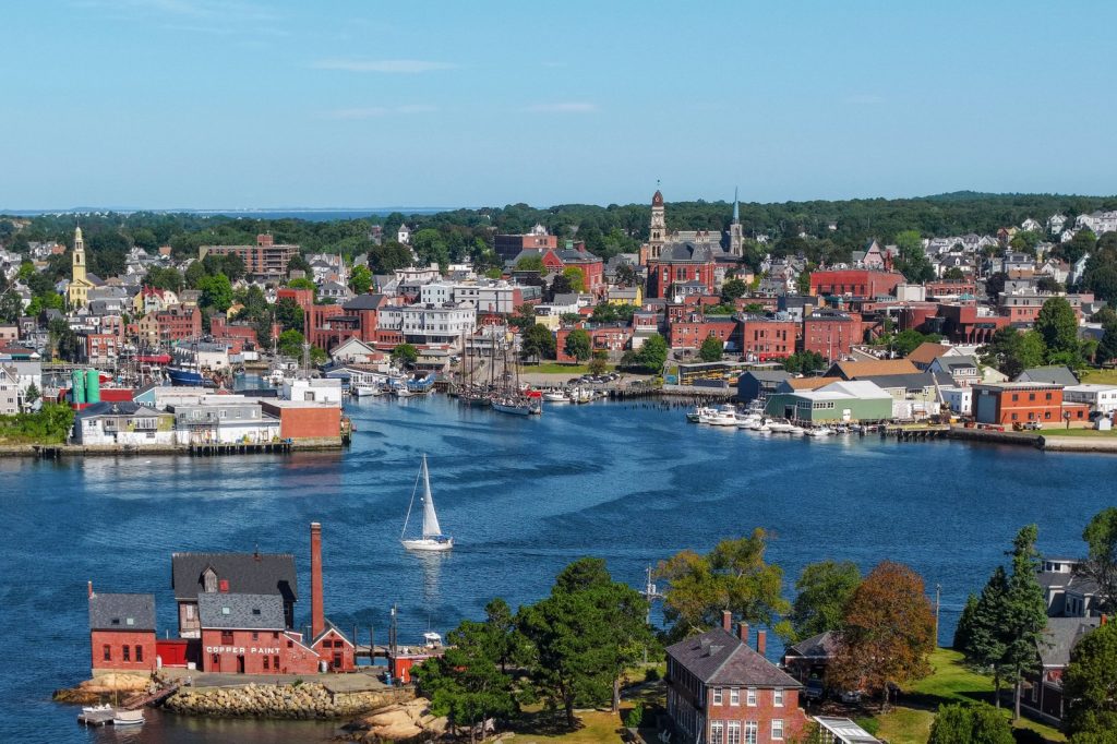 One Dead, Six Missing After Fishing Boat Sinks Off Gloucester Coast