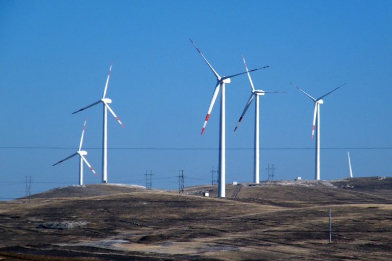 China Surpasses Fossil Fuels in Clean Electricity Capacity Milestone