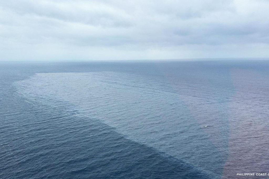 Dump Truck Crash Kills 9 in Philippine Oil Spill