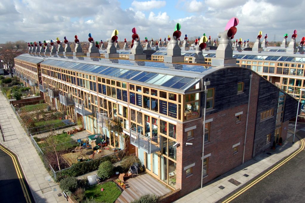 UK Solar Panels Hit Record 15,420 Megawatts
