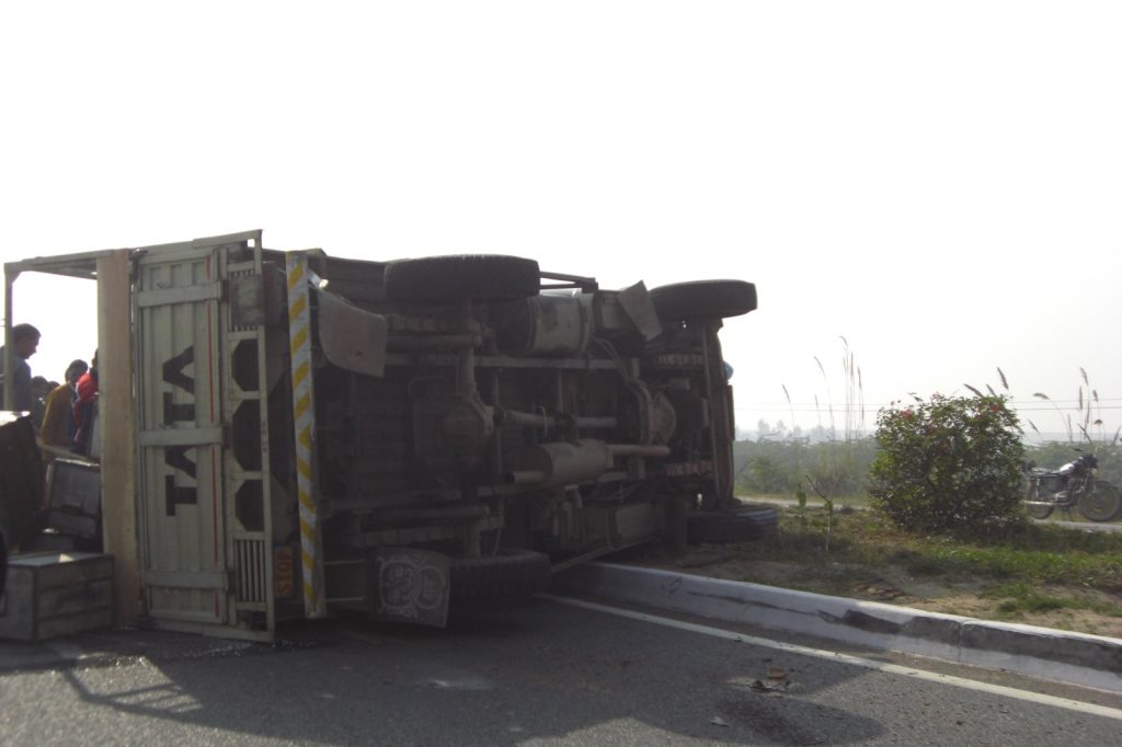 Tragic Road Accident in India Claims At Least 16 Lives Suddenly