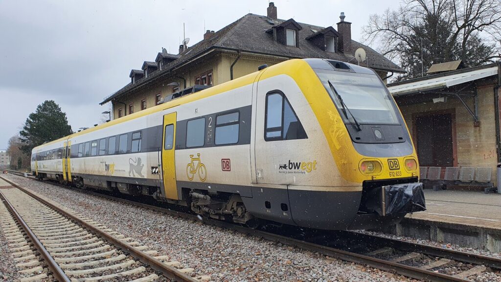 Deutsche Bahn Train Derailment Kills 3, Injures 50