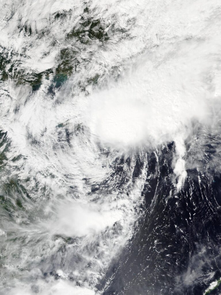 Tropical Storm Fengshen Kills 5 in Philippines Landslide