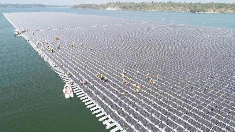 Thailand Launches Southeast Asia’s Largest Floating Solar Farm