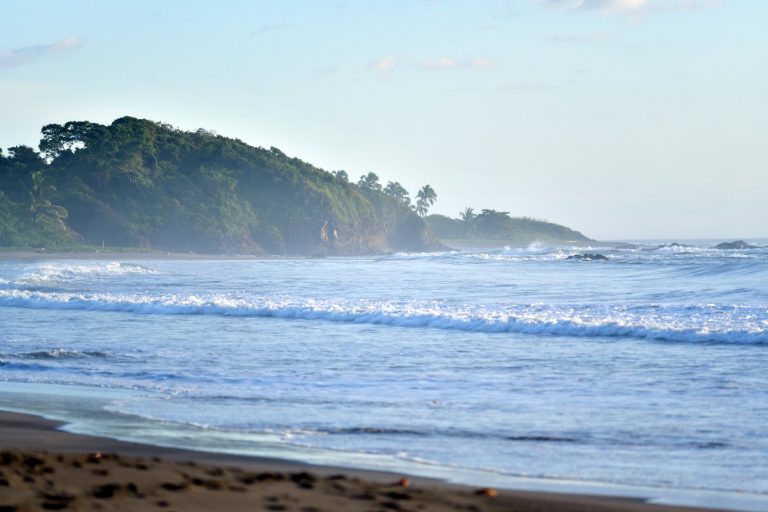 Cocos Plate subduction triggers magnitude 5.1 earthquake off Central America