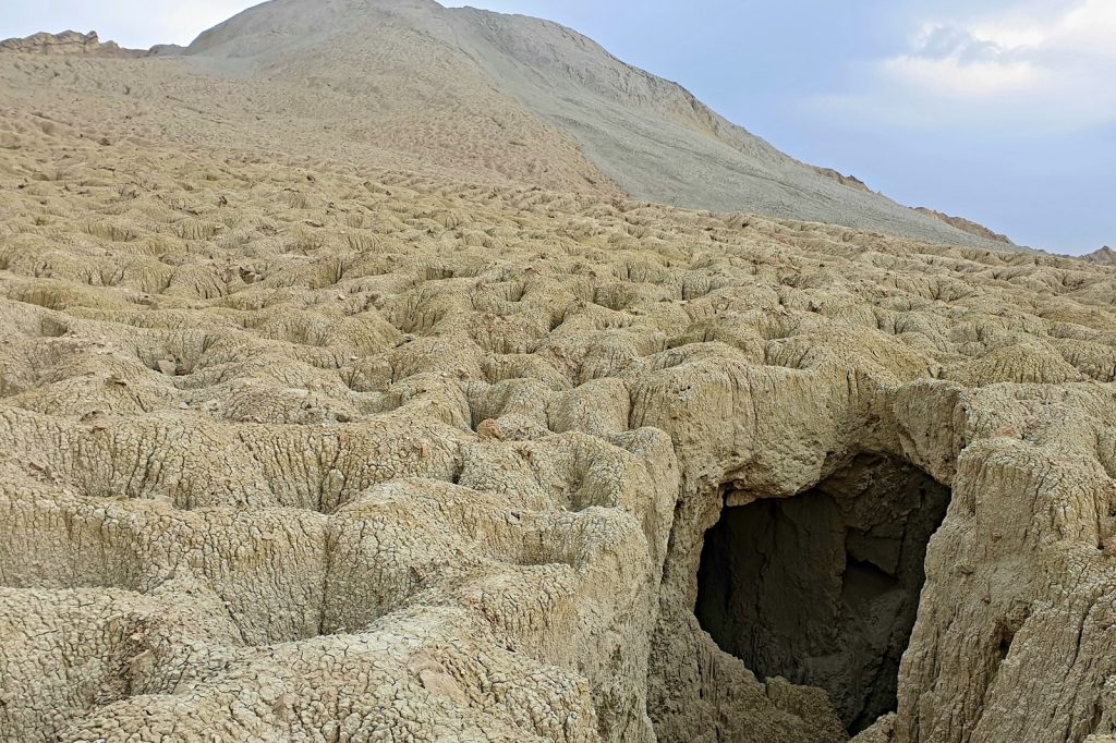 Magnitude 5.2 shallow earthquake rattles Balochistan province near Barkhan