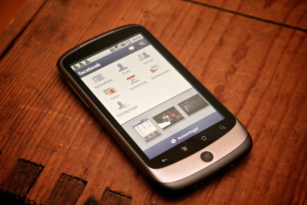 Study Shows Ad-Based Social Media Can Boost Belief Accuracy Among Users