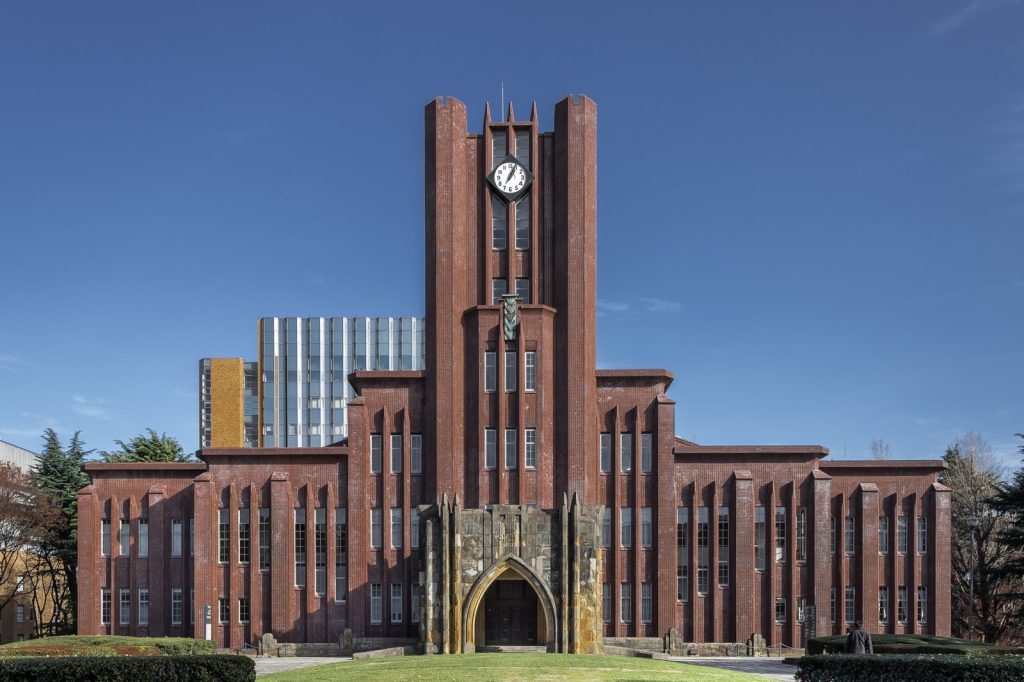 Tokyo University Team Observes Positronium Diffraction in Graphene