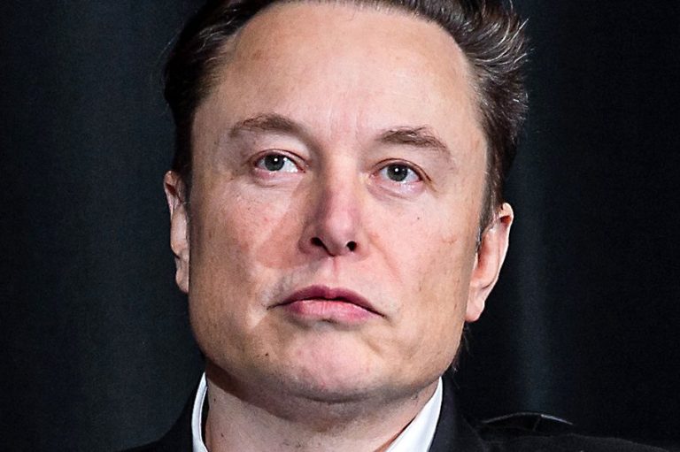 SpaceX Prices $1.77 Trillion IPO, Musk Nears Trillionaire Status