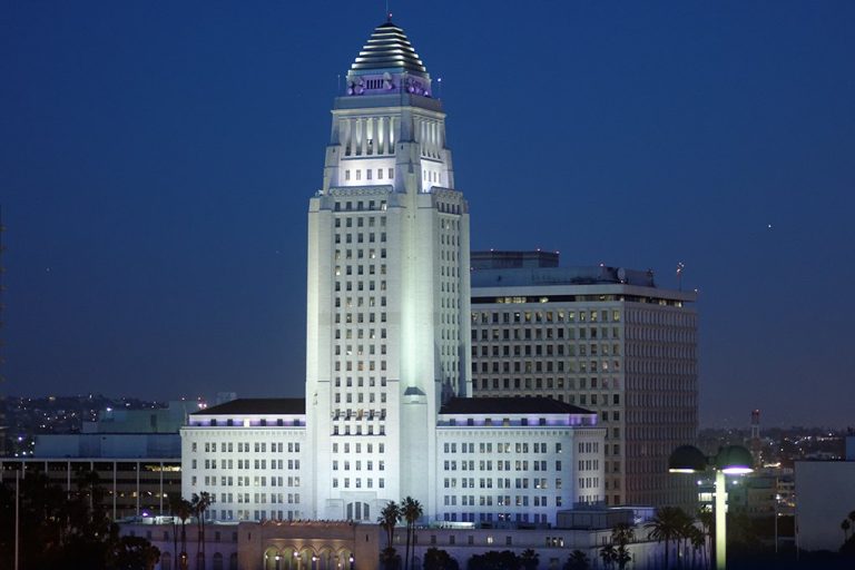 Los Angeles council votes unanimously to phase out urban oil drilling