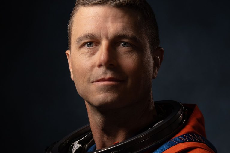 Artemis II Crew Faces High-Stakes Lunar Mission with No Rescue Option