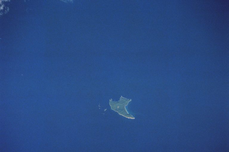 Shallow 5.1 Quake Strikes Subduction Zone South of Kermadec Islands
