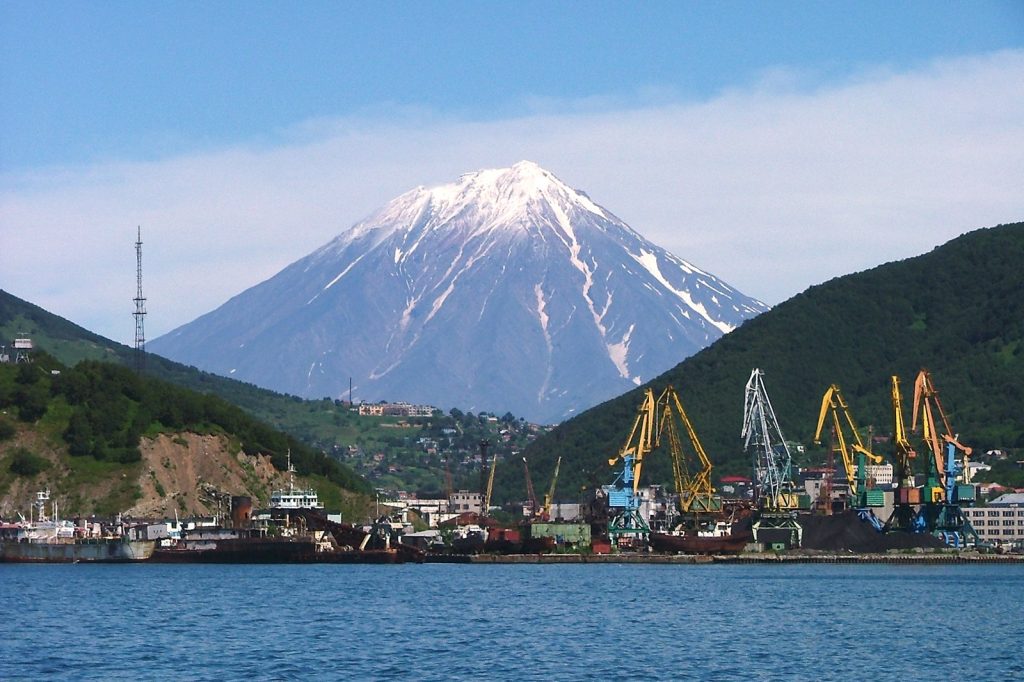 Moderate quake strikes off Russia\u2019s Kamchatka coast