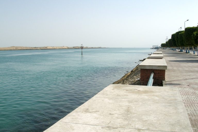 Oil Prices, Insurance Costs Rise Amid Red Sea Crisis