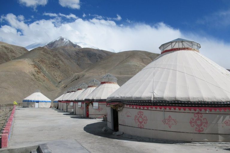 Shallow 5.8 quake jolts remote China near Oula Xiuma